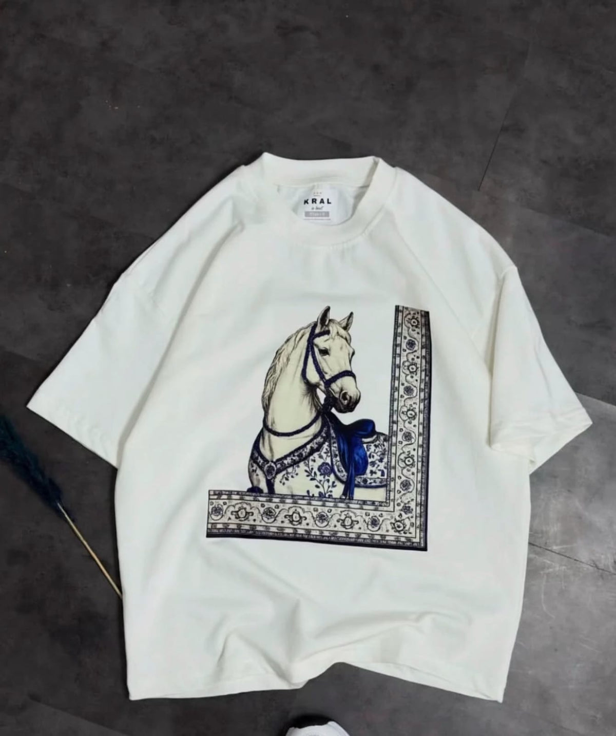 Horse Graphic T-Shirt